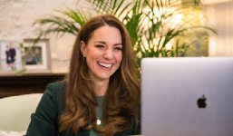 Công nương Kate 'kiệt sức' khi chăm con mùa dịch Covid-19