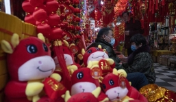 Covid-19 phủ bóng Tết Nguyên đán tại Trung Quốc