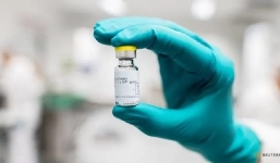 Mỹ 'bật đèn xanh' cho vắc xin Covid-19 thứ 3