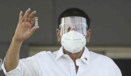 Ổ dịch lớn thứ 2 ĐNA tiêm chủng hàng loạt, người dân sợ vắc xin TQ