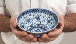 Bỏ 800.000 mua lại chiếc bát cũ, người đàn ông vớ bẫm cổ vật tiền tỷ
