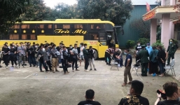 Bắt xe khách chở 53 người Trung Quốc nhập cảnh trái phép