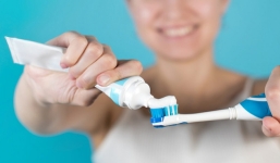 Cách bóp kem đánh răng tiết lộ con người thật của bạn