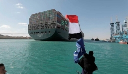 Giải cứu siêu tàu chặn ngang kênh đào Suez ngốn của Ai Cập 1 tỷ USD