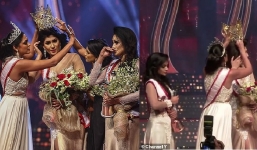 Hoa hậu bật khóc tức tưởi khi bị giật vương miện ngay trên sân khấu