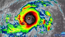 Siêu bão khổng lồ, mạnh gần bằng Siêu bão Haiyan tiến sát Philippines