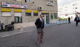 'Vua trốn việc' sa lưới sau khi nhận lương 15 năm mà không đi làm ngày nào