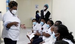 Toàn cảnh thế giới ngày 7/5: WHO cảnh báo làn sóng Covid mới ở châu Phi, Biden tiếp tục cấm đầu tư vào công ty Trung Quốc