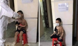 Xót lòng hình ảnh bé 6 tuổi một mình nhập viện, mẹ F0, bố đi cách ly, ông bà ốm