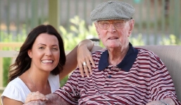 Bí quyết sống thọ của cụ ông 111 tuổi: 'Cứ tiếp tục thở, ăn 3 bữa mỗi ngày'