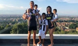Mãn nhãn trước biệt thự khổng lồ của Cristiano Ronaldo tại Italy