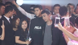 Ngô Diệc Phàm bị Vương Tư Thông 'quay xe xả khói' khét lẹt