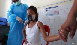 Nước Đông Nam Á đầu tiên mở chiến dịch tiêm chủng Covid-19 cho trẻ em