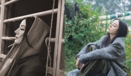 Địch Lệ Nhiệt Ba xả vai như trở bàn tay, khoe vibe 'cậu bé mùa đông' đẹp chất ngất