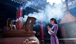 Tết Nguyên Đán đủ 3 loại trầm hương này mới trọn vẹn nhưng nhiều nhà lại xem nhẹ