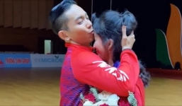 Vừa giành HCV SEA Games 31, Phan Hiển đã được Khánh Thi 'cưới vợ 2' đẹp xuất sắc