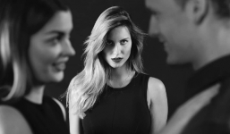 3 con giáp bái Hoạn Thư làm tổ nghề, ghen lồng ghen lộn khiến nửa kia khiếp vía