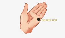 3 đặc điểm bàn tay của người không giữ được tiền, của cải chất như núi cũng tan thành mây