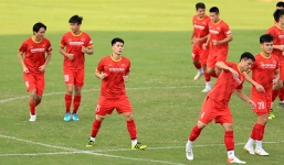 ĐT Việt Nam lại đón tin vui trước giờ G: 'Chuyên gia bắt Tây' trở lại trước đại chiến với Trung Quốc