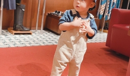 HLV Park Hang Seo tặng quà 'công chúa' nhà Văn Đức và quý tử nhà Duy Mạnh