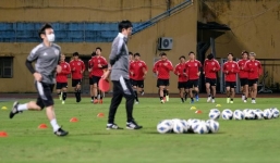 ĐT Nhật Bản tập luyện tại Hàng Đẫy, nửa đội hình ngôi sao châu Âu chưa thể góp mặt