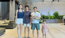 Cường Đô La đăng ảnh cả gia đình, vóc dáng ở nhà của Đàm Thu Trang khiến dân mạng đặt câu hỏi?