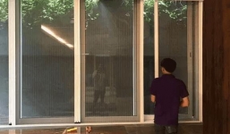 Quy trình lắp đặt cửa lưới chống muỗi côn trùng Việt Nhật