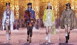 Dior trình làng BST Thu 2021 tại Tuần lễ thời trang Thượng hải 