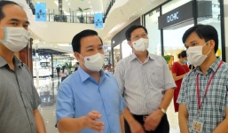 Hà Nội kiểm tra thực địa, chấn chỉnh phòng dịch ở quán cafe và trung tâm thương mại