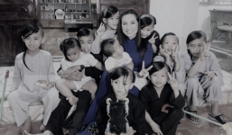 Hé lộ tương lai của 23 người con nuôi - những 'chiếc lá chưa lành' sau khi Phi Nhung qua đời: Đừng bỏ con mẹ ơi!