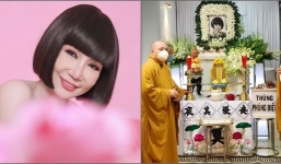 Đau xé ruột gan trước hình ảnh tang lễ NS Thanh Kim Huệ: Bàn thờ đơn giản, người thân khóc nghẹn tiễn biệt một kiếp người