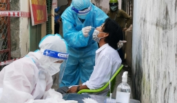 Hà Nội: Thiết lập tổng đài, huy động 4.000 bác sĩ và tình nguyện viên chăm sóc F0 tại nhà