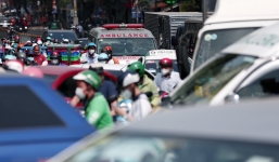 Hà Nội - TP HCM tiến tới hạn chế hoặc dừng hoạt động xe máy một số khu vực 