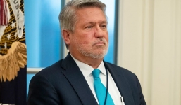 Phụ tá ông Trump, Giám đốc truyền thông Nhà Trắng Bill Shine bất ngờ từ chức