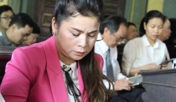 Bà Lê Hoàng Diệp Thảo: “Từ ngày mình cưới nhau, anh có chuyển cho em đồng nào không?'