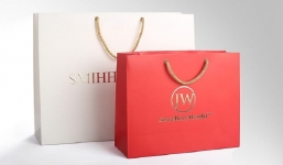 Túi giấy hiện đại và sang trọng làm nên hình ảnh thương hiệu