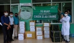 Góp sức ủng hộ chương trình '90 ngày đồng hành cùng chiến sĩ áo trắng Đà Nẵng'