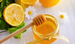 6 đối tượng không nên uống chanh mật ong vào sáng sớm