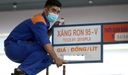 Hôm nay, giá xăng trong nước giảm mạnh về mức thấp nhất năm