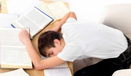 Nguyên tắc 5 chữ R giúp con giúp con xả stress trong mùa thi cử