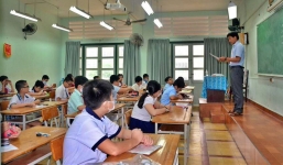 Tp.HCM: 'Khai tử' sổ hộ khẩu giấy, tuyển sinh đầu cấp lớp 1, lớp 6 ra sao?