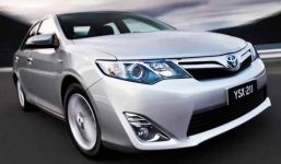 2 mẫu xe ô tô Toyota Camry Hybrid dưới 400 triệu đồng đã qua sử dụng