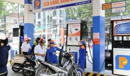 Giá xăng dầu hôm nay ngày 8/4: Biến động khó kiểm soát