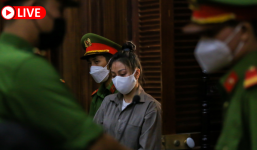 Xét xử vụ bé gái 8 tuổi bị dì ghẻ cha ruột bạo hành: Hoãn phiên tòa, chiếu nhiều video