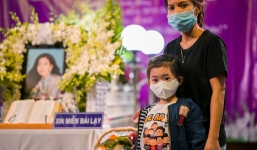 Chạnh lòng ngắm nhìn loạt ảnh con gái Mai Phương, ai cũng xúc động khi biết tình trạng hiện tại