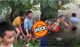 CLIP: Cặp vợ chồng tại Nghệ An tự chế thuyền để đi lại mùa lũ, kết quả khiến hàng xóm phải 'hú hét'