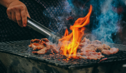 Giới trẻ đổ xô đi ăn nướng, nhưng lại học nhau thói quen hại sức khỏe này: Bệnh chồng bệnh phải né ngay