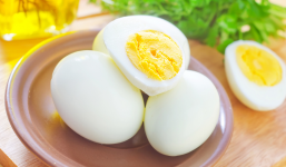 Trứng được ví như 'vàng ròng' với sức khỏe, nhưng 99% người ăn sai cách chẳng khác rước độc