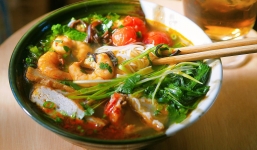 Thời điểm thèm đến mấy cũng không nên ăn bún, hiểu rõ mà bao người né xa: Độc hại vô cùng!