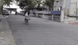 Thái độ của nam diễn viên 'Bao Thanh Thiên' khi đến dự phiên tòa xét xự tội danh cưỡng dâm khiến dân mạng dậy sóng